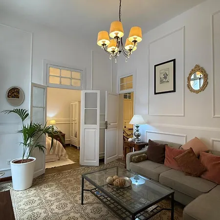 Casa Toledo Апартаменты *