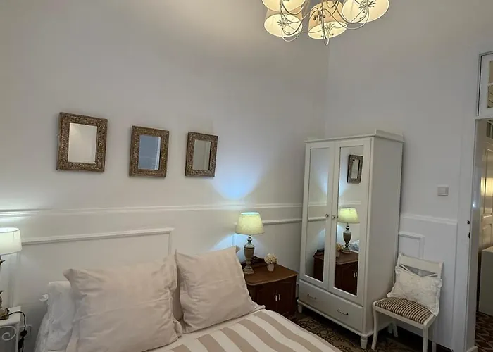 Casa Toledo Apartment *